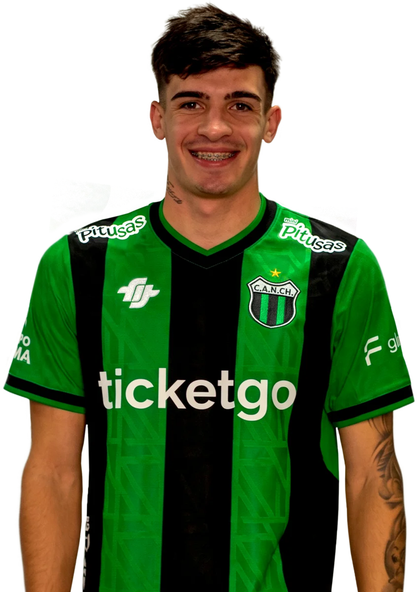 Gabriel Vega, mediocampista de Nueva Chicago